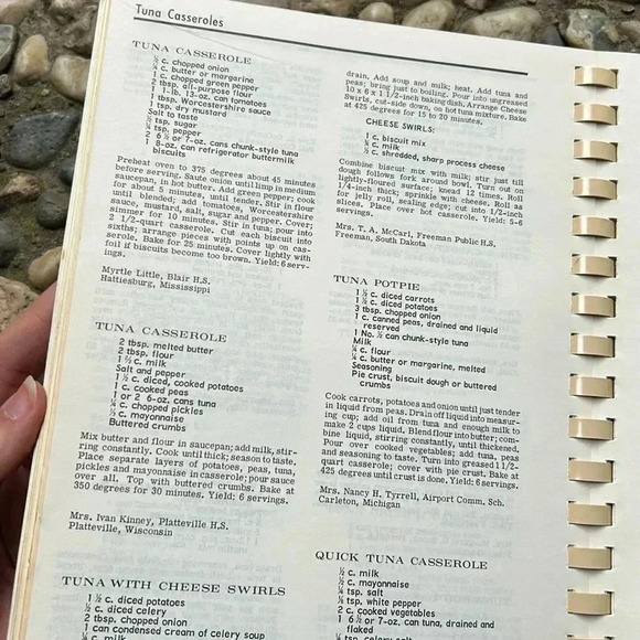 Vintage Our Favorite Casseroles Cookbook Recipes Home Ec Teachers Cookbook 1969 - Picture 7 of 12